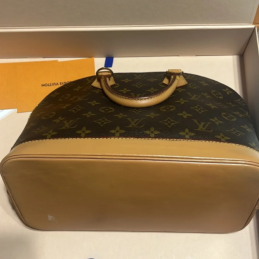 LOUIS VUITTON ALMA PM PURSE